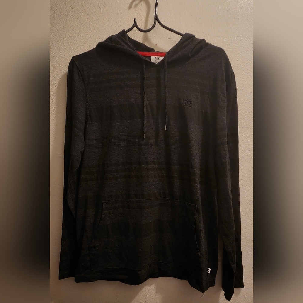 NWOT DC Shoes T-Shirt Hoodie Size Small